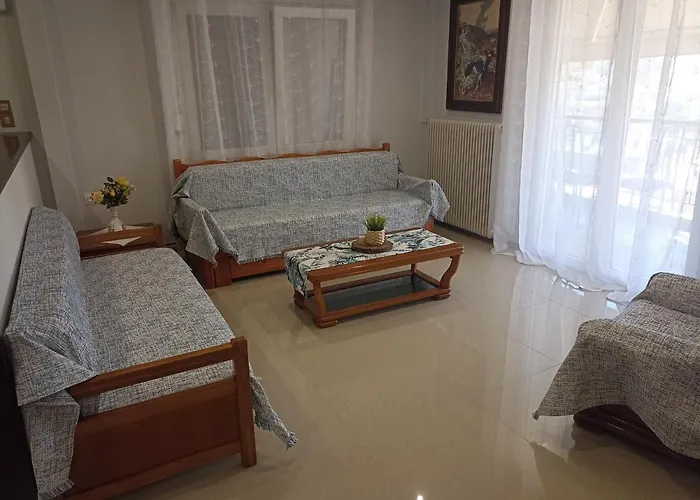 Dimitros * Neos Marmaras